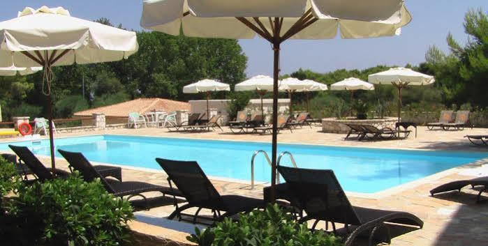 Aquarius Hotel Vasilikos  Exterior photo