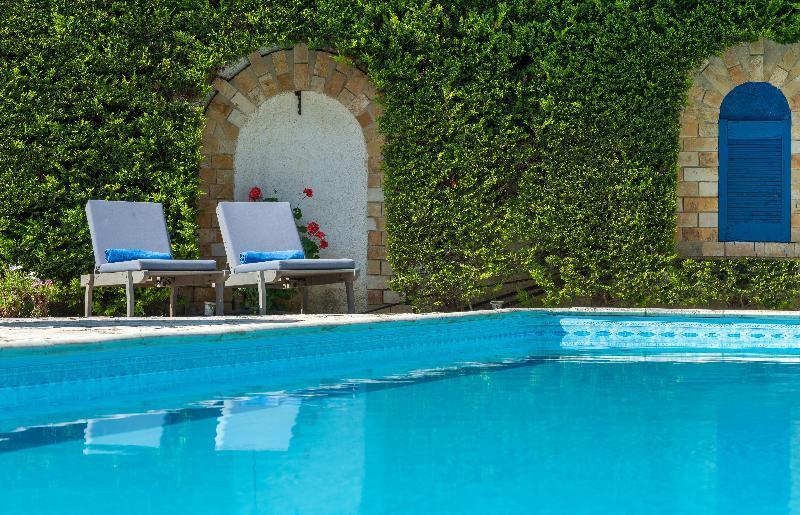 Aquarius Hotel Vasilikos  Exterior photo